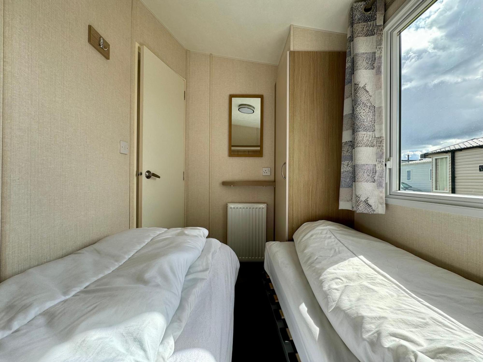 New Sea View Platinum Caravan With Huge Decking 泰恩河畔纽卡斯尔 外观 照片
