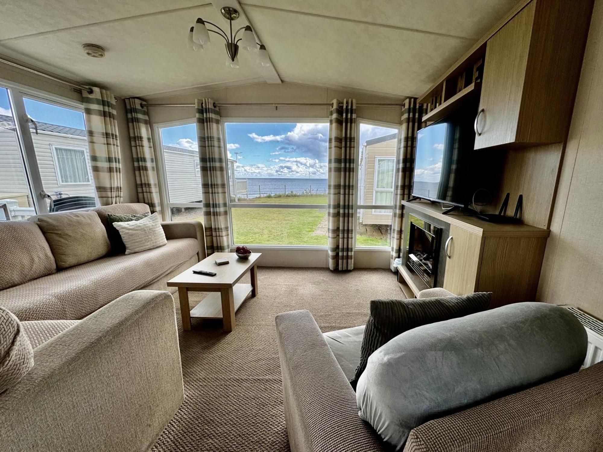 New Sea View Platinum Caravan With Huge Decking 泰恩河畔纽卡斯尔 外观 照片