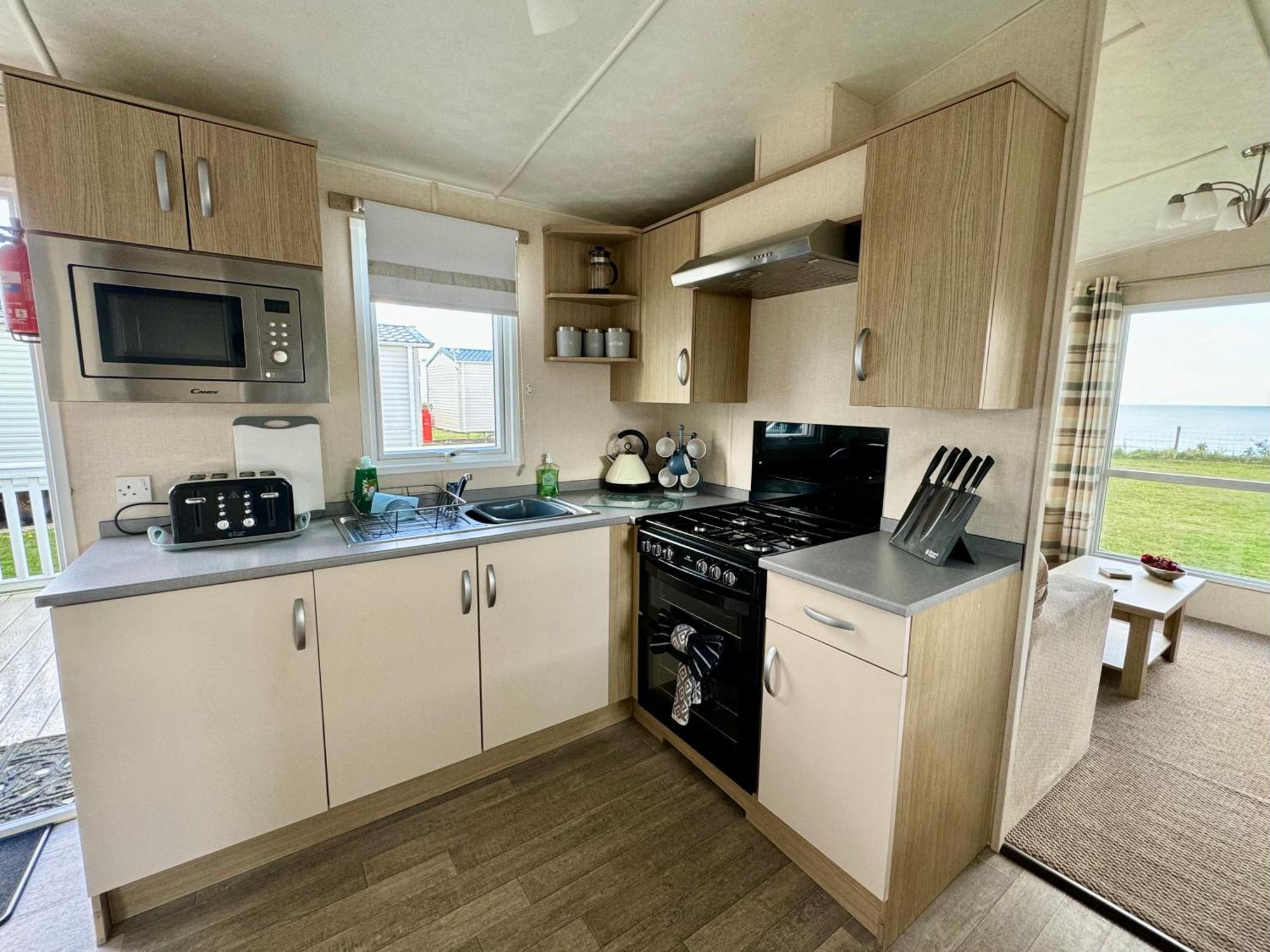 New Sea View Platinum Caravan With Huge Decking 泰恩河畔纽卡斯尔 外观 照片